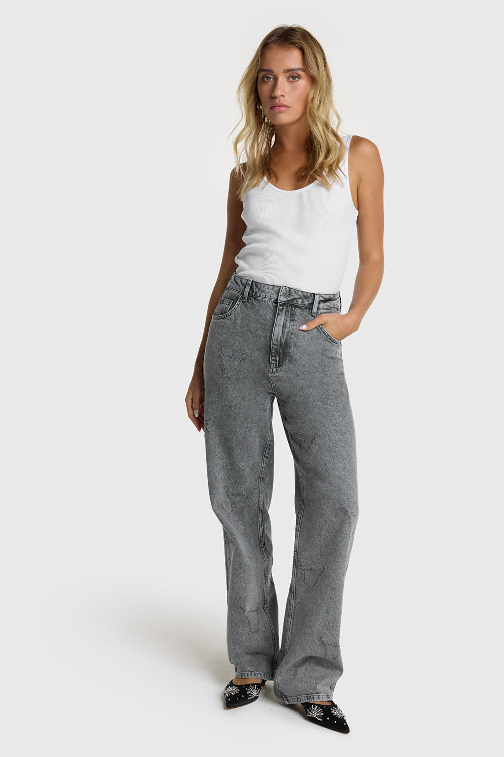 Ladies Woven Damaged Bull Pants van ALIX The Label, kleur Grey Washed Denim