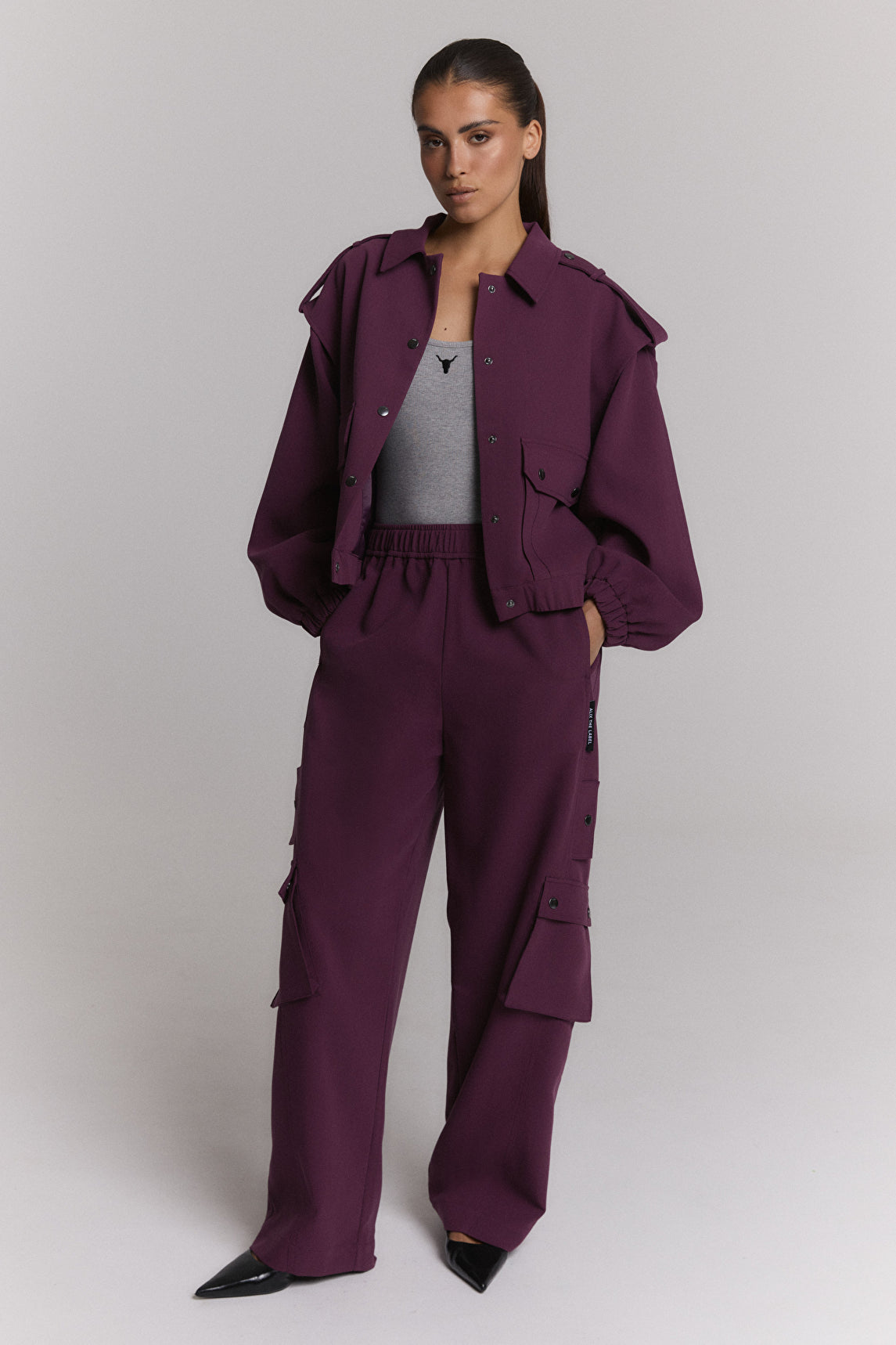 Cargo Pants van ALIX The Label, kleur Aubergine