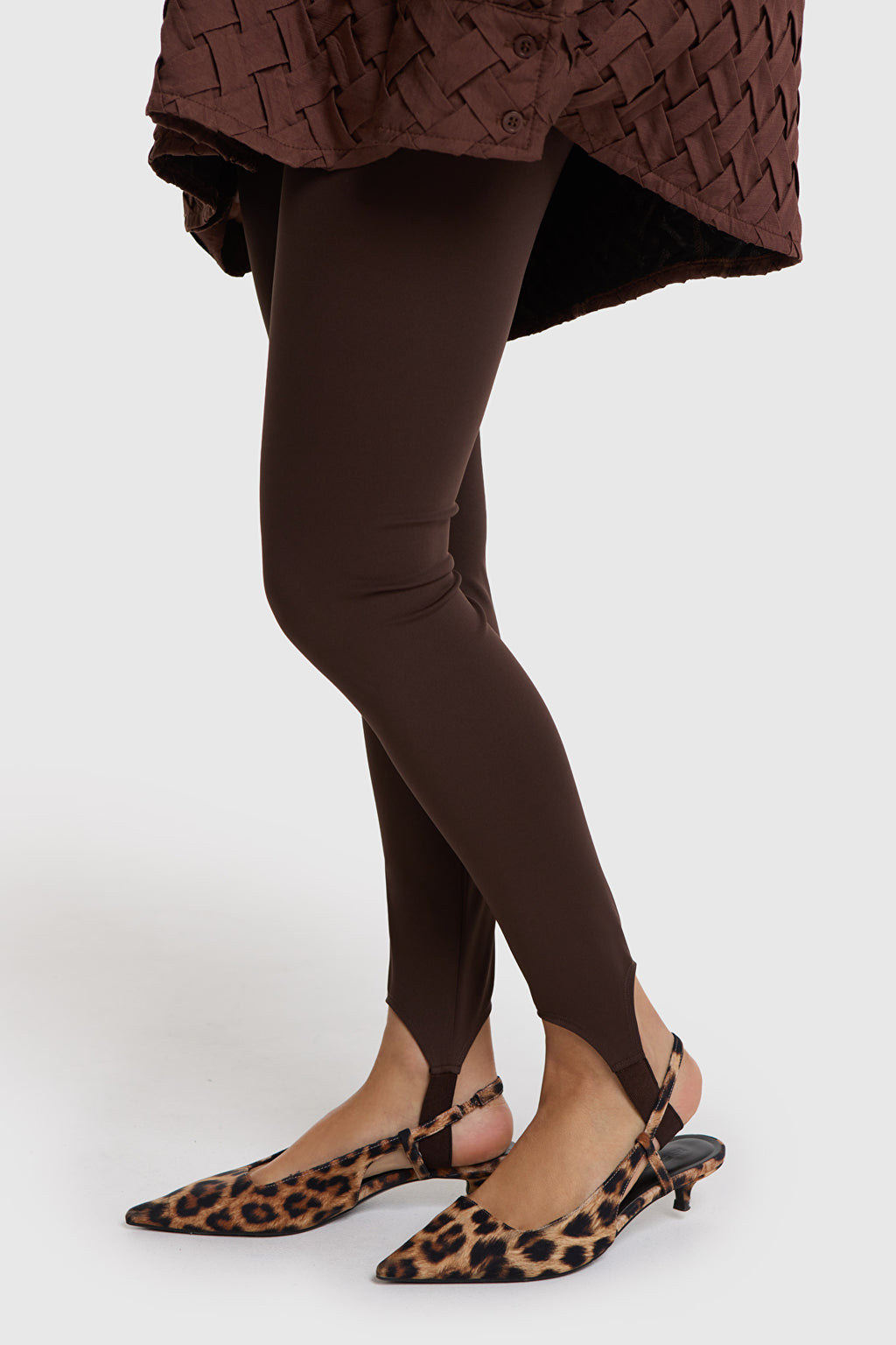 Clean Legging van ALIX The Label, kleur Deep Brown