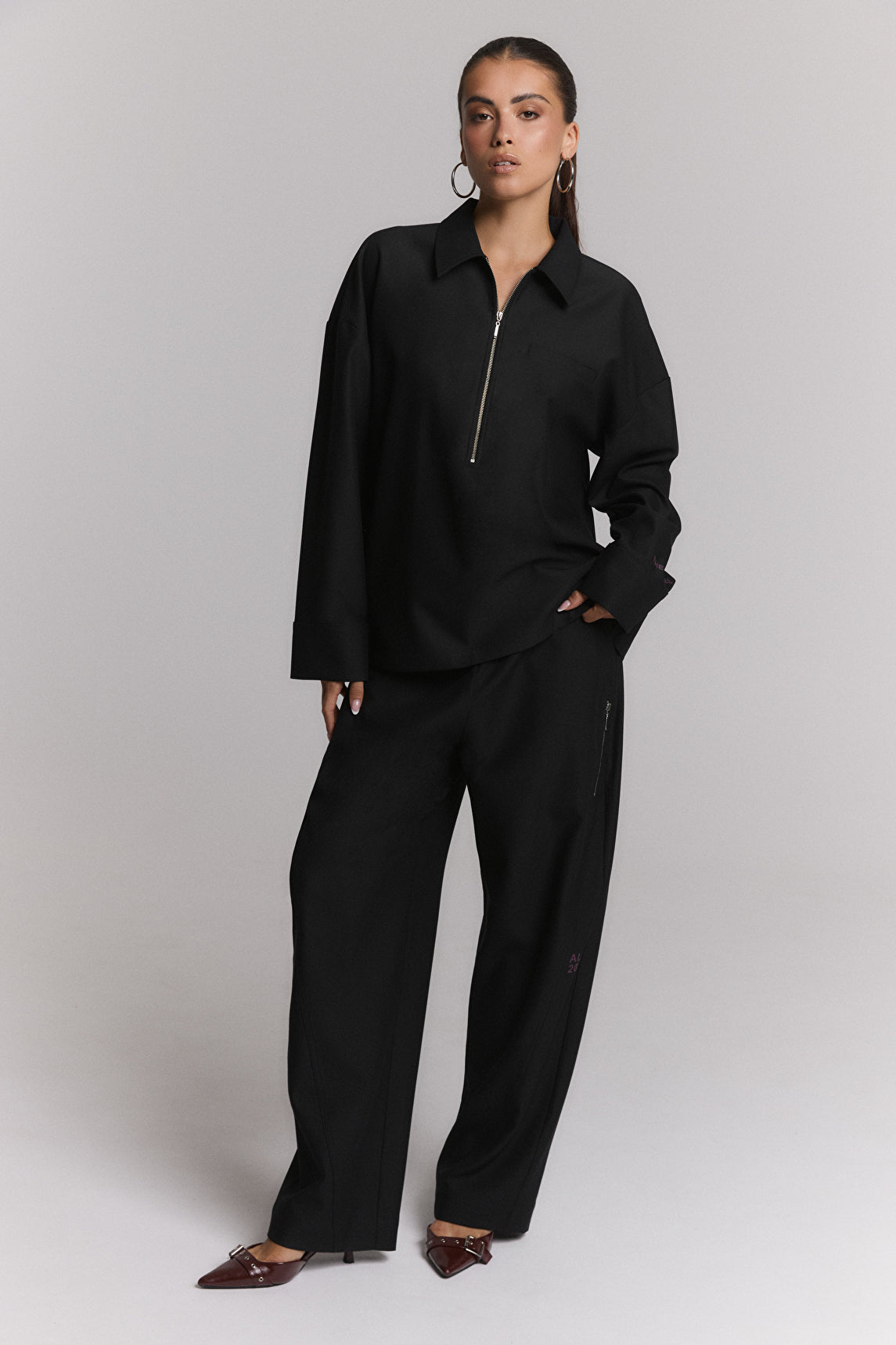 Cutseam Pants van ALIX The Label, kleur Black