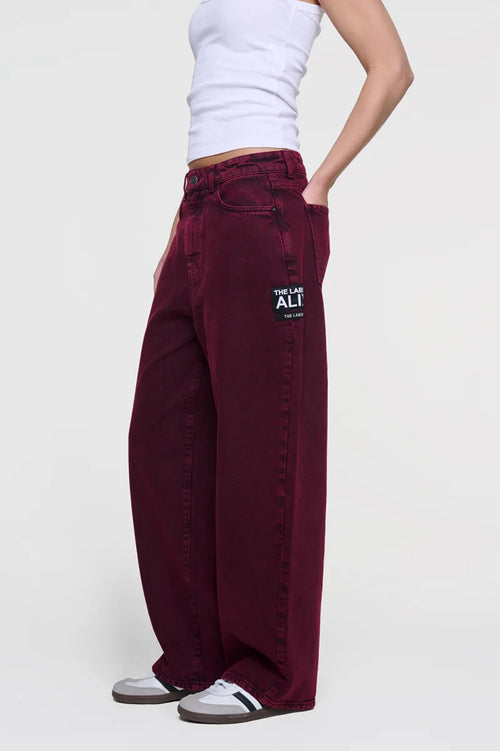 Coloured Denim Pants van ALIX The Label, kleur Bordeaux