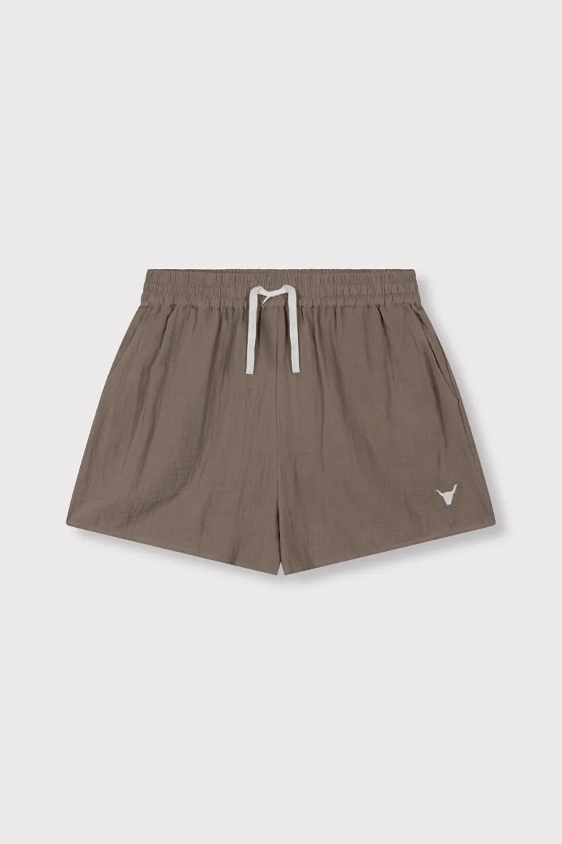 Crinkle Shorts van ALIX The Label, kleur Taupe