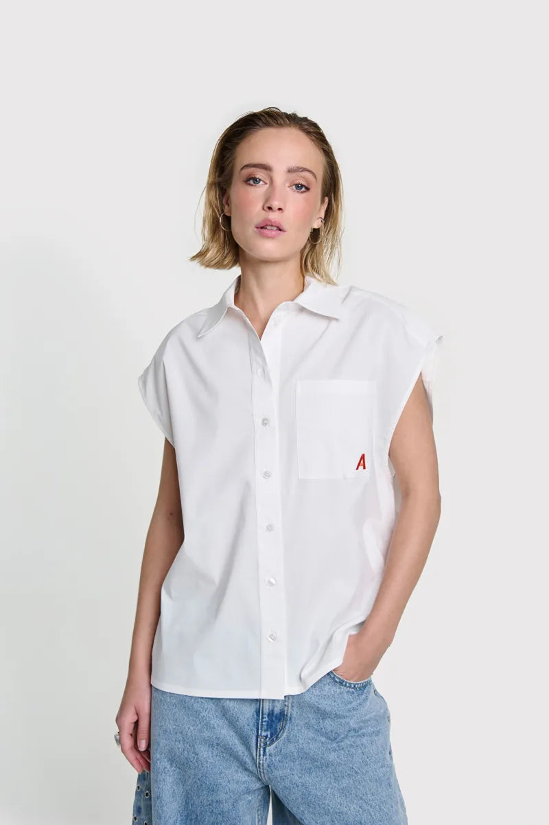 Ladies Woven Sleeveless Blouse van ALIX The Label, kleur Soft White