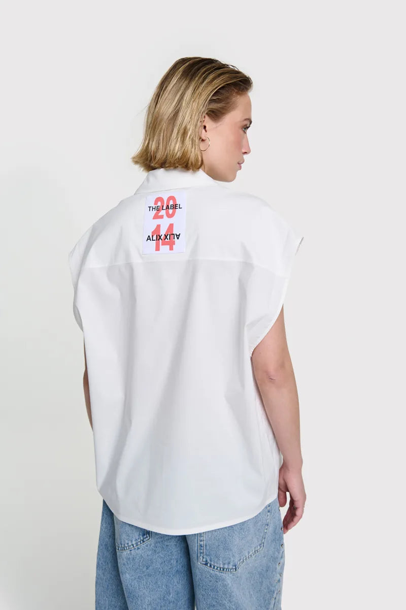 Ladies Woven Sleeveless Blouse van ALIX The Label, kleur Soft White