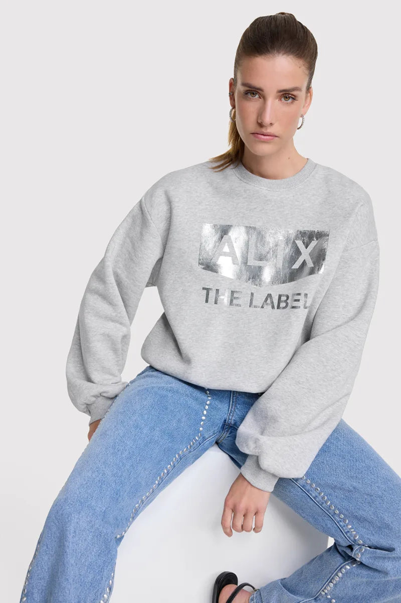Logo Sweater van ALIX The Label, kleur Soft Grey Melange