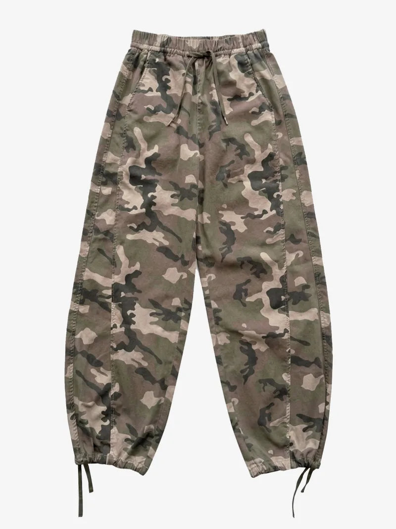 Barrel Fit Camo Jogger van Catwalk Junkie, kleur Mountain View