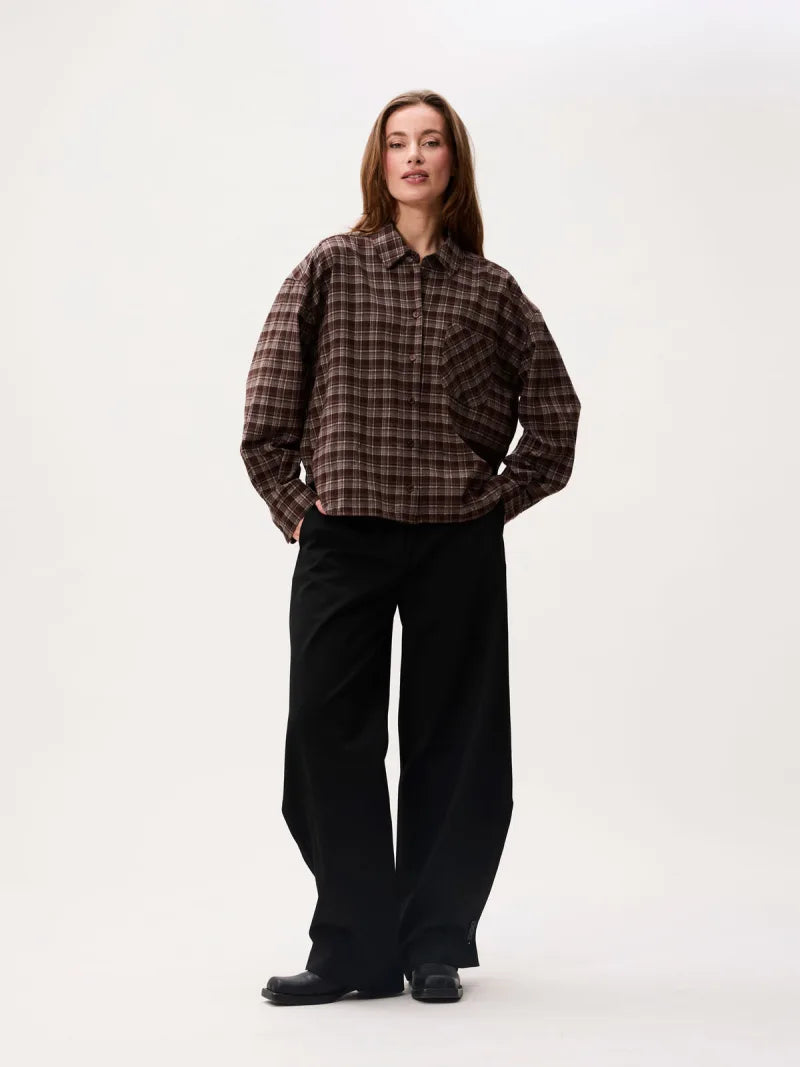 Check Blouse van Catwalk Junkie, kleur Brown