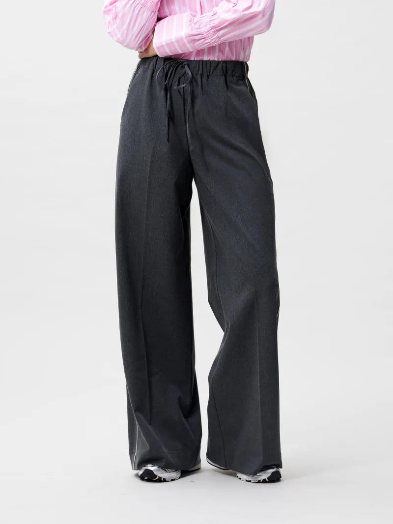 Jogger Trousers With Piping van Catwalk Junkie, kleur Dark Grey Melange