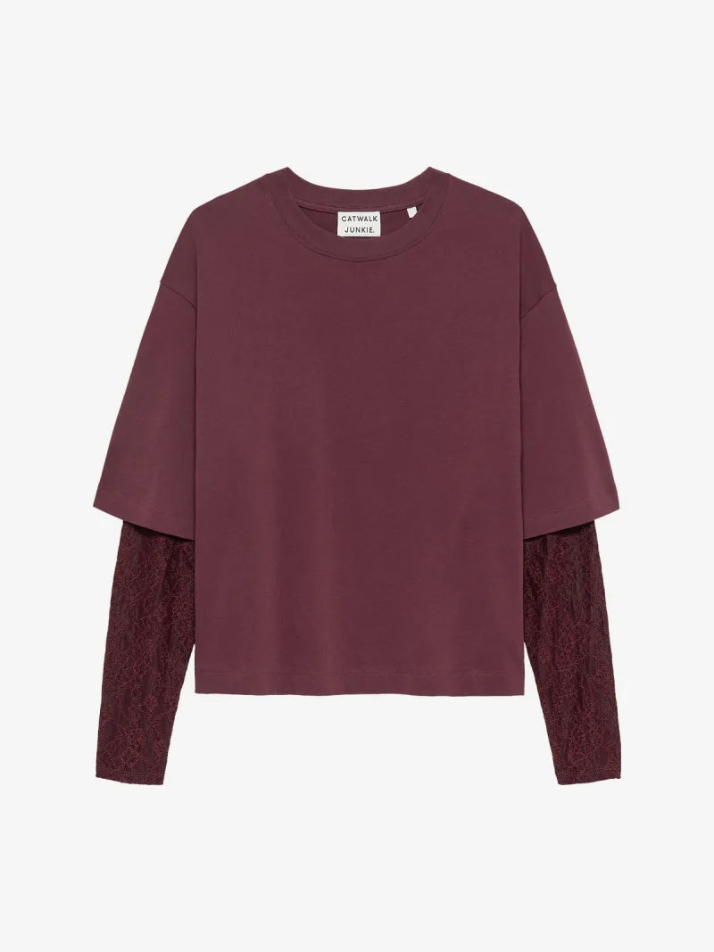 Loose Fit Tshirt With Lace Sleeves van Catwalk Junkie, kleur Winetasting