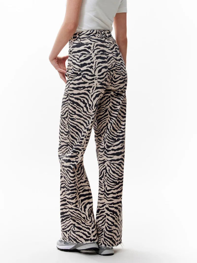 Loose Fit Zebra Jeans van Catwalk Junkie, kleur Sand