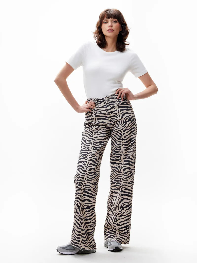 Loose Fit Zebra Jeans van Catwalk Junkie, kleur Sand