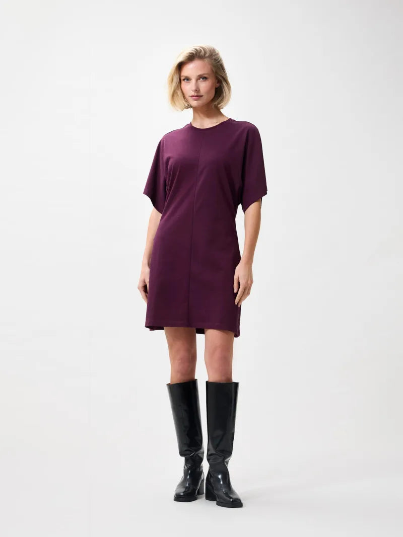 T-Shirt Dress van Catwalk Junkie, kleur Winetasting
