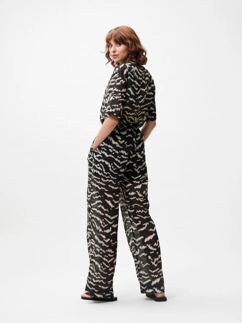 Tiger Pull On Trousers van Catwalk Junkie, kleur Black
