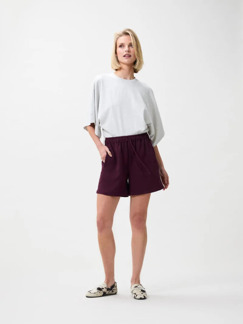 Tracksuit Shorts van Catwalk Junkie, kleur Winetasting