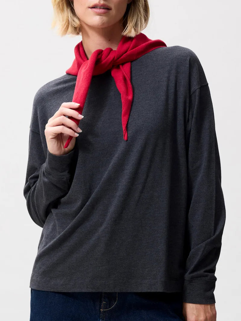 Triangle Scarf van Catwalk Junkie, kleur Ribbon Red