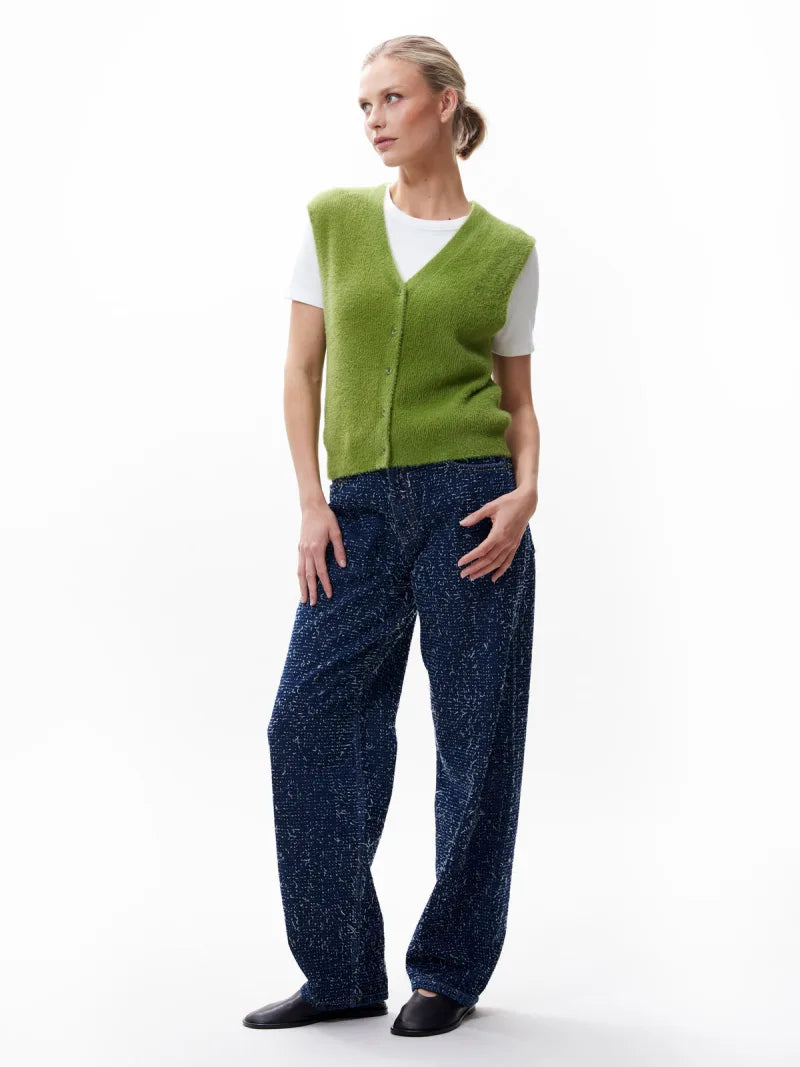 Vneck Fuzzy Spencer van Catwalk Junkie, kleur Grashopper