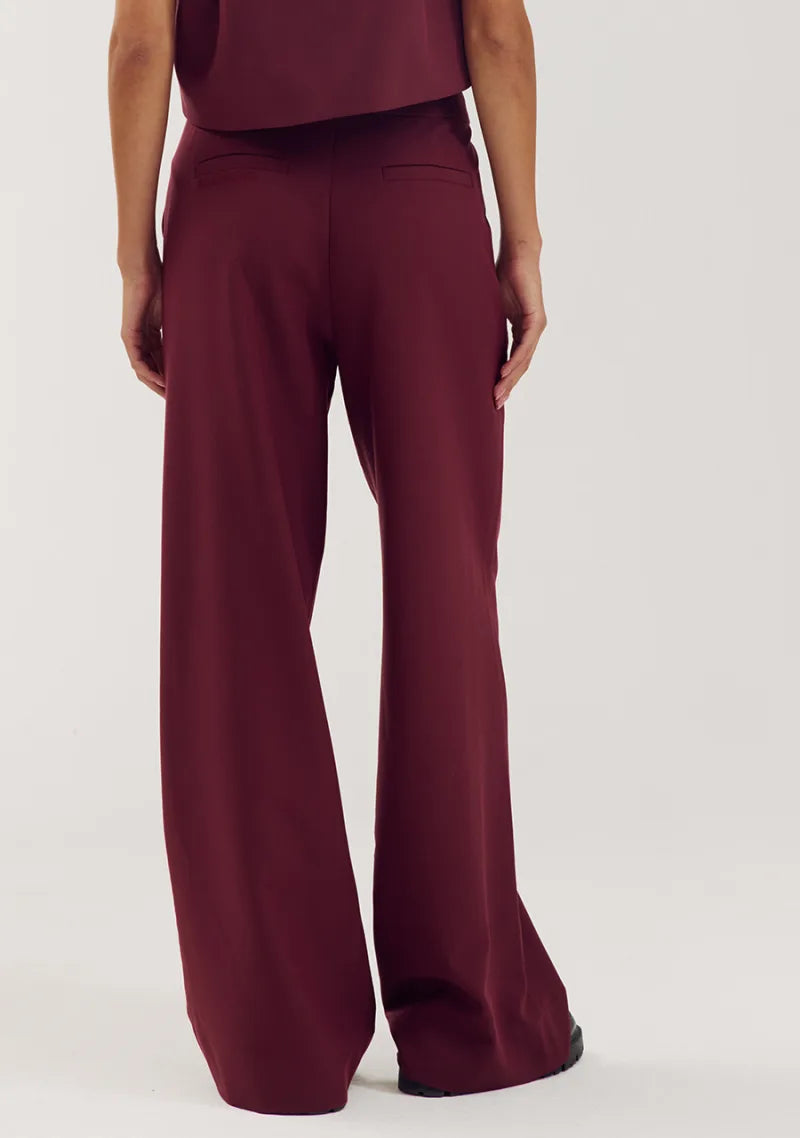 Sadie-Pants van Harper & Yve, kleur Tipsy Red