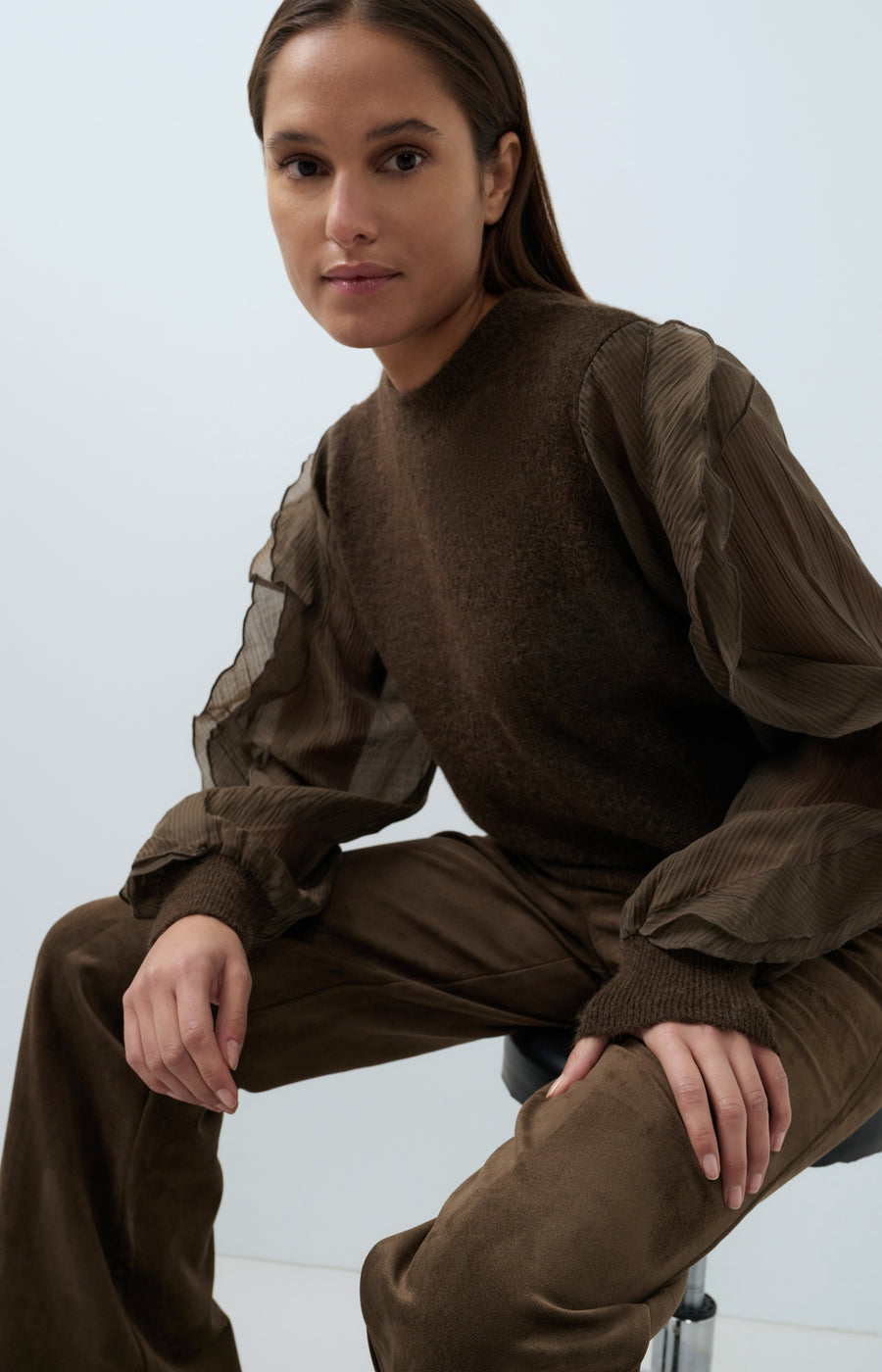 Gebreide Trui Met Ruchesmouwen van YAYA, kleur Slate Black Brown