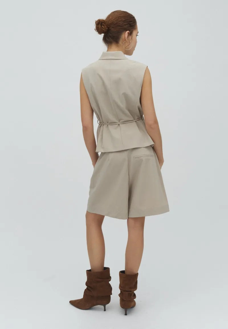 Guri van MbyM, kleur Light Sand