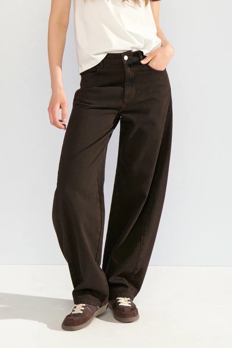 Nuamsterdam Hr Barrel Jeans van Nümph, kleur Black Coffee