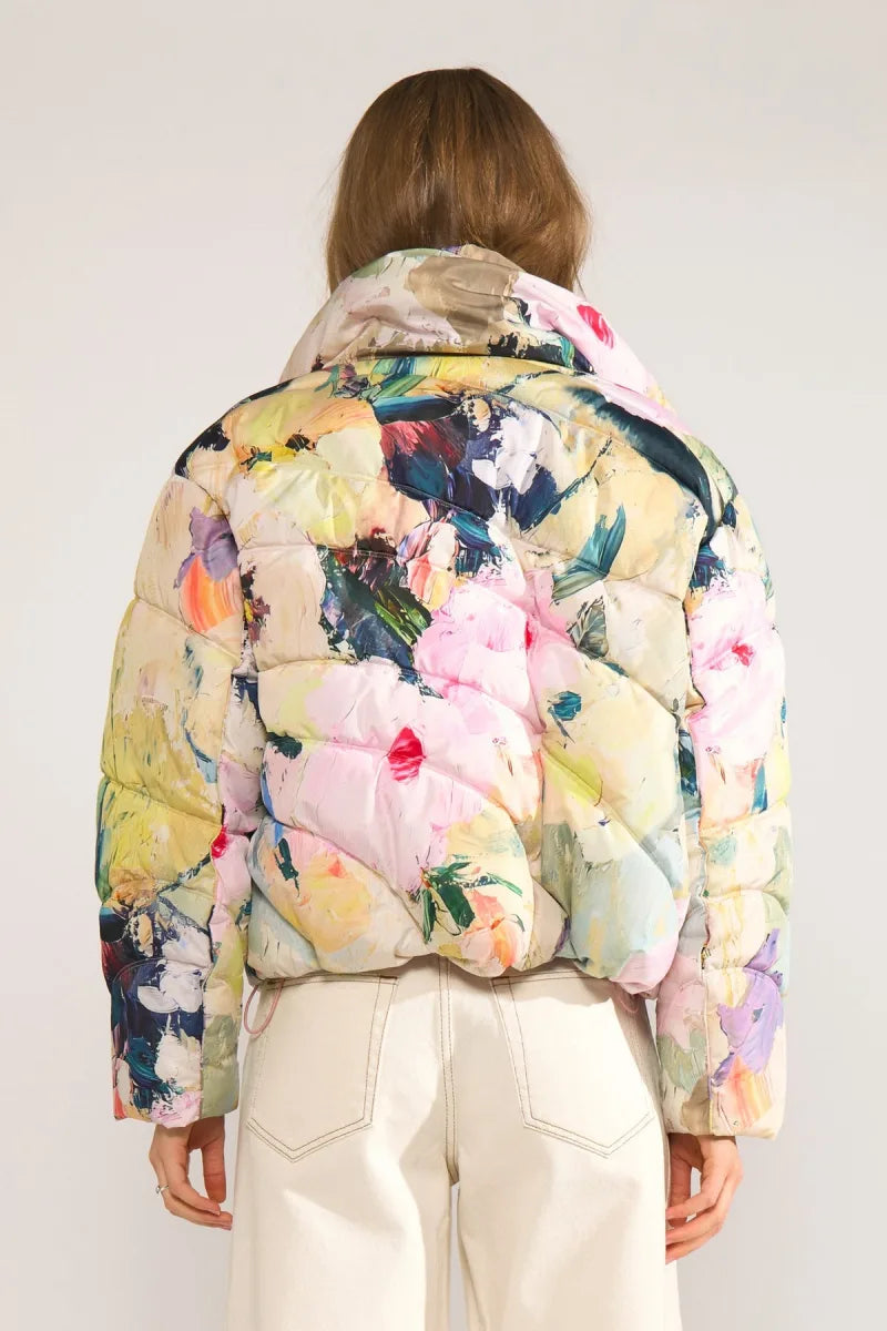Nudagmar Short Puffer Jacket van Nümph, kleur Pink Lady
