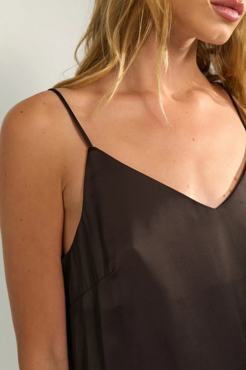 Nunadine Dress van Nümph, kleur Black Coffee