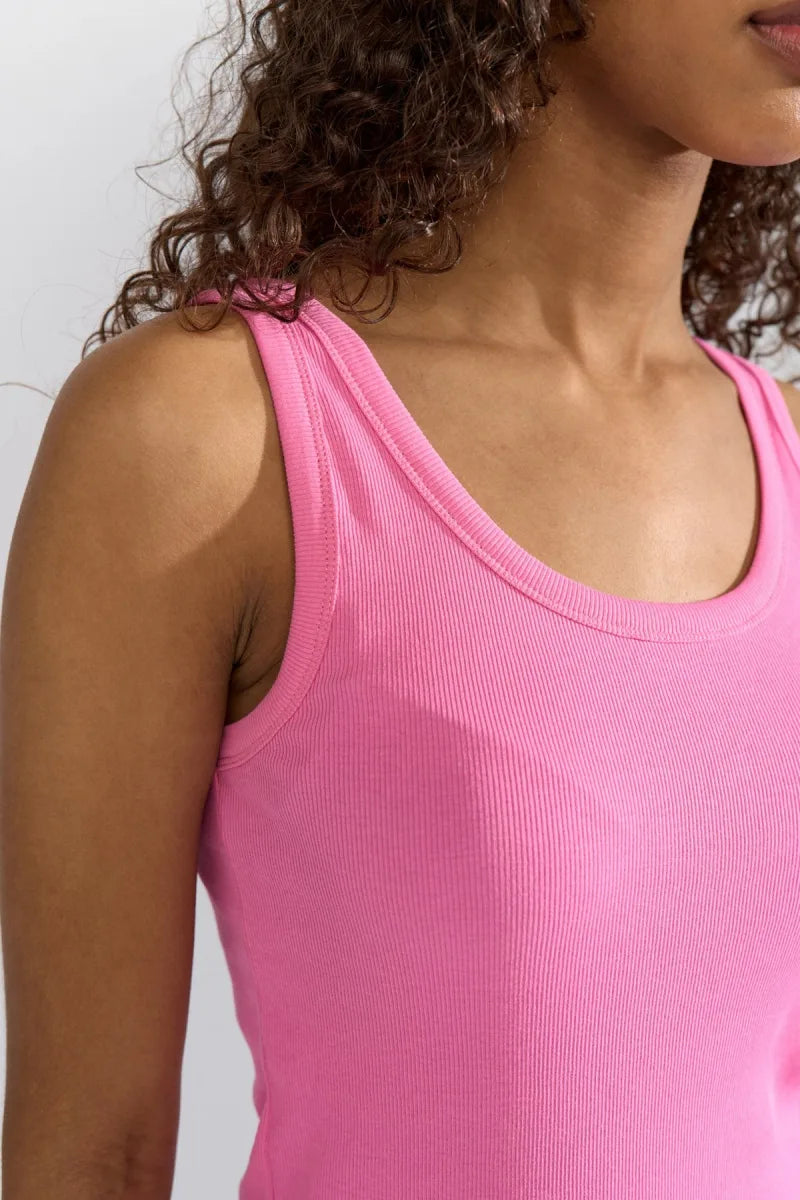 Nuriley Tank Top van Nümph, kleur Pink Cosmos