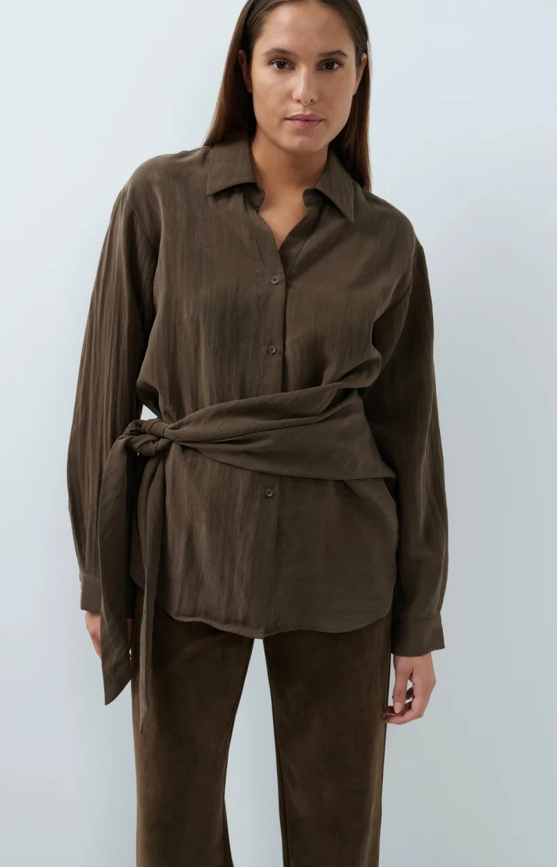 Blouse Met Knoopdetail En Lange Mouwen van YAYA, kleur Slate Black Brown